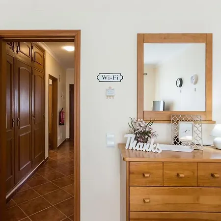 Beachside Golf And Escape By Lisbeyond Apartment *
