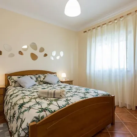 Beachside Golf And Escape By Lisbeyond Apartman